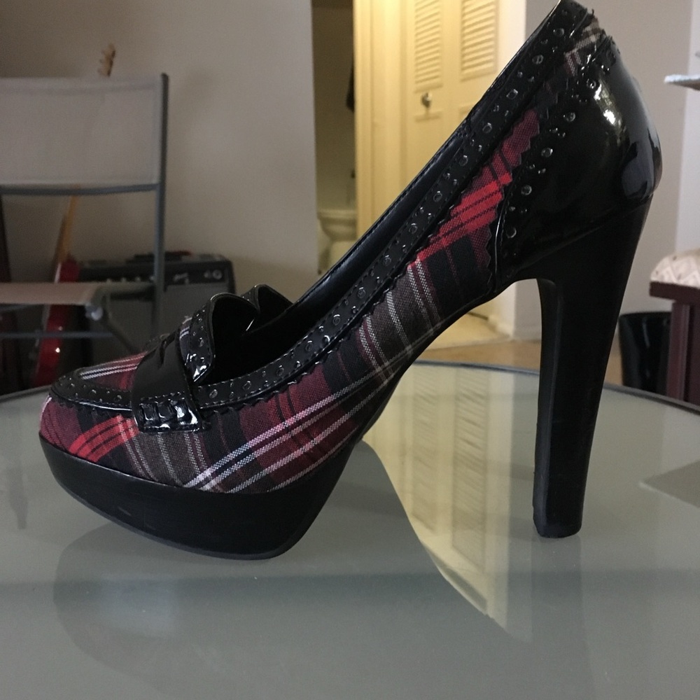 Lulu Townsend Red and Black Plaid Heels